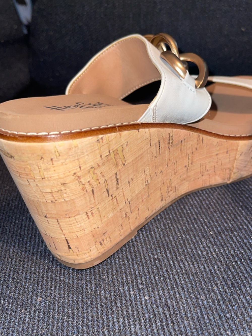 Hey Girl by Corkys White Platform Slide Sandals with Gold Chain - Picture 8 of 11